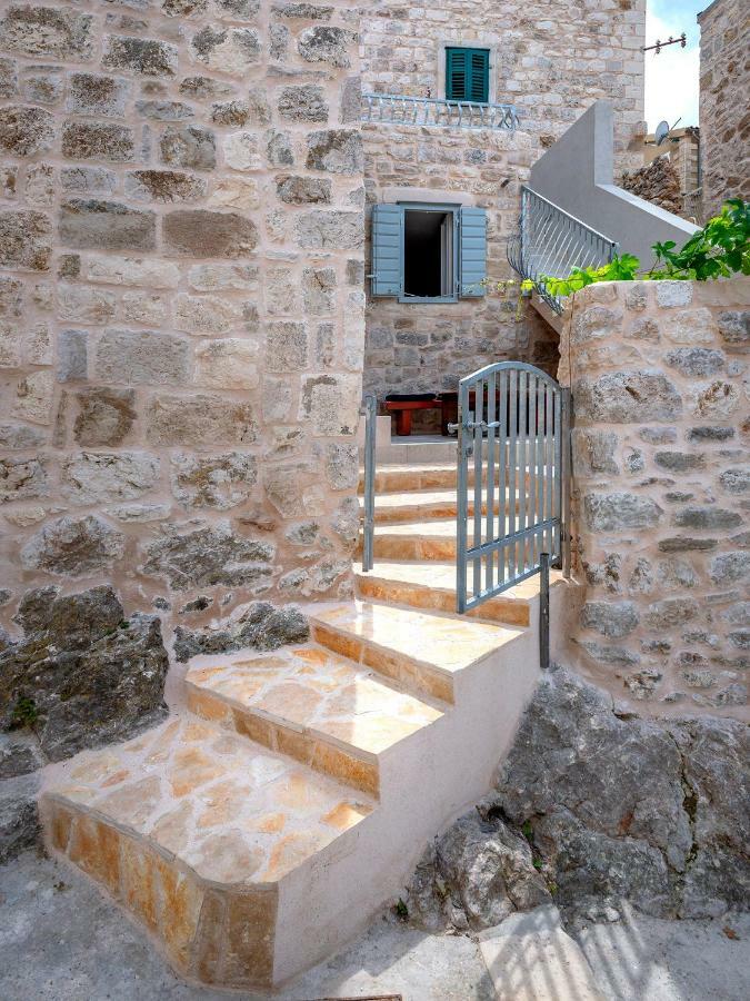 Old Town Apartment Mare Hvar Town Luaran gambar