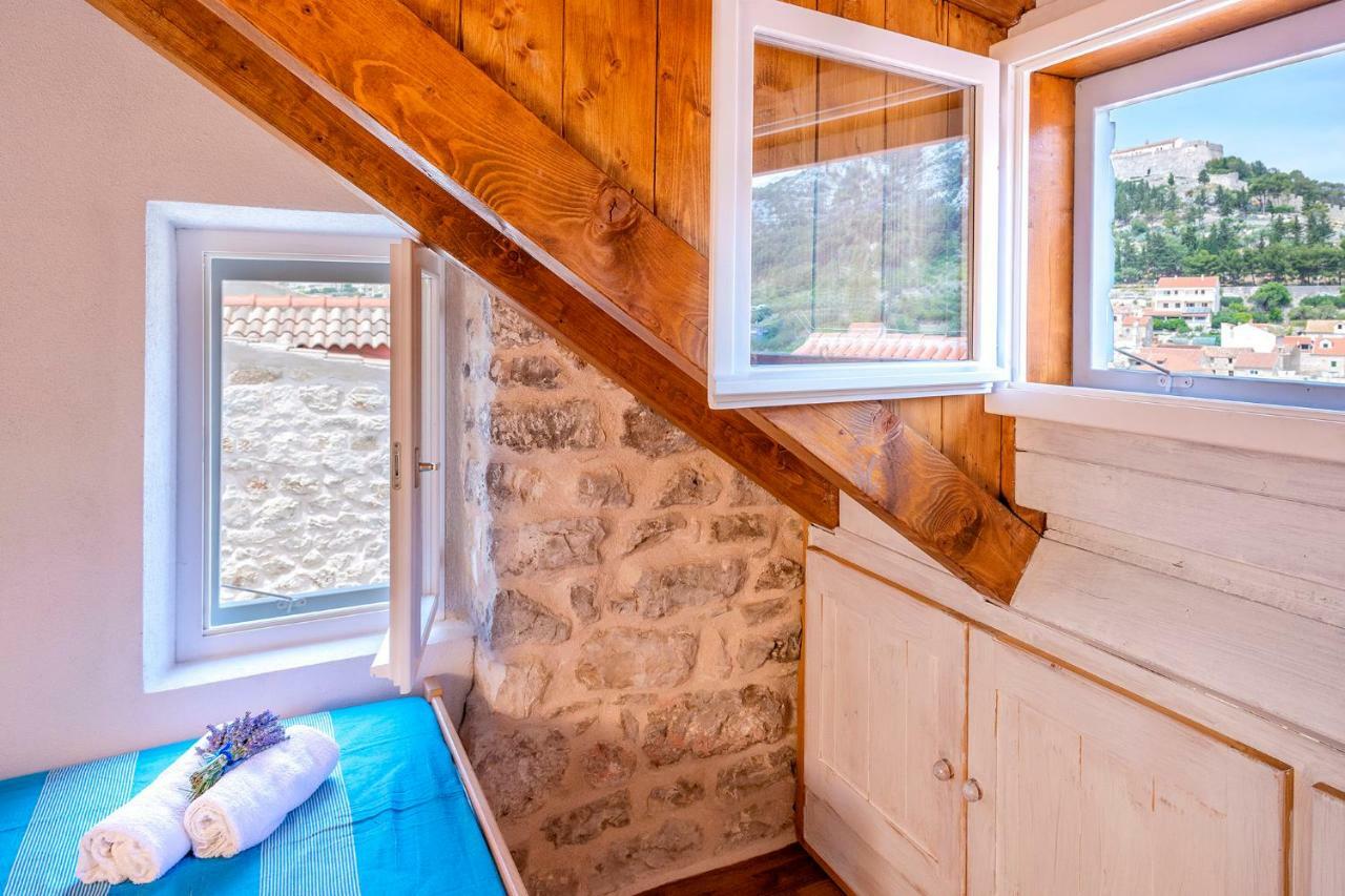 Old Town Apartment Mare Hvar Town Luaran gambar