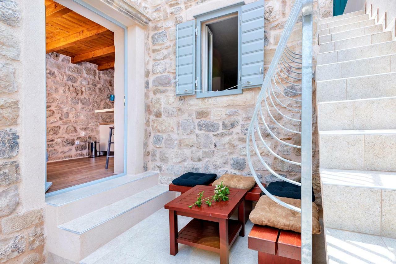 Old Town Apartment Mare Hvar Town Luaran gambar