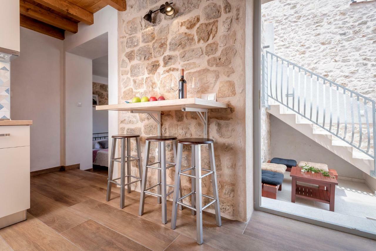 Old Town Apartment Mare Hvar Town Luaran gambar